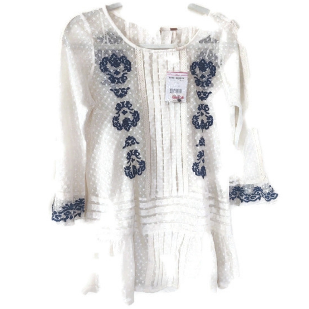 Free People sheer ivory top size XS NWT